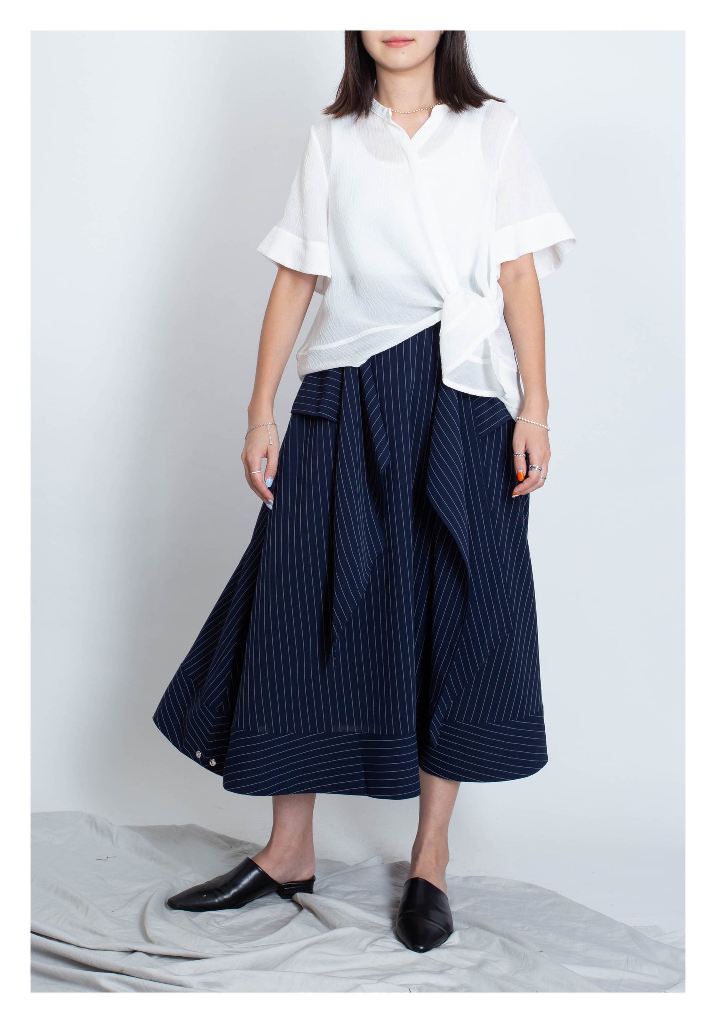 Front Tie Stripe Dripping Skirt Navy - whoami