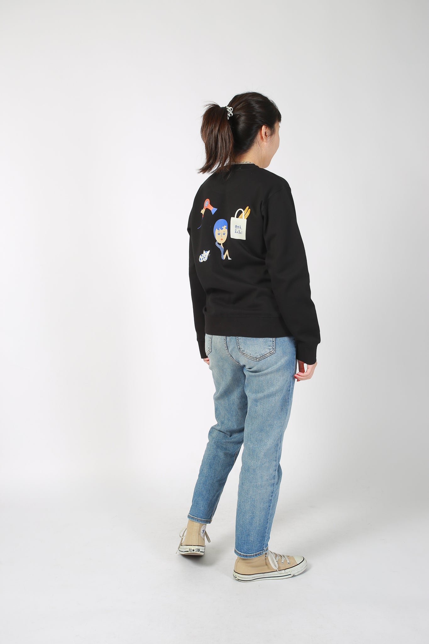 1537 Book Aurore Sweater Black