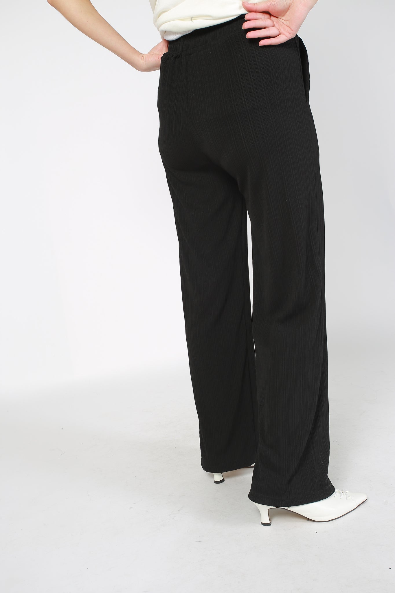 Comfy Ribbed Drape Pants Black