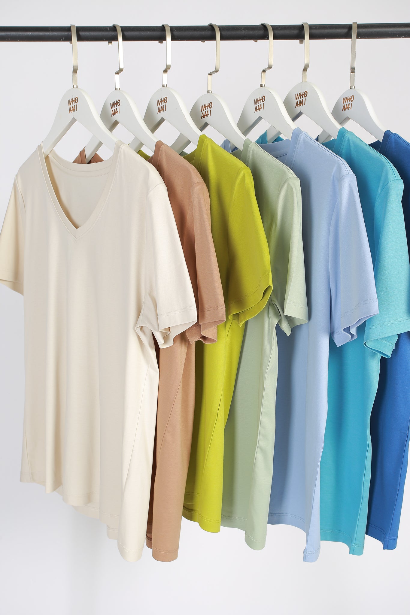 2022 Must Buy Silk V Neck Tee