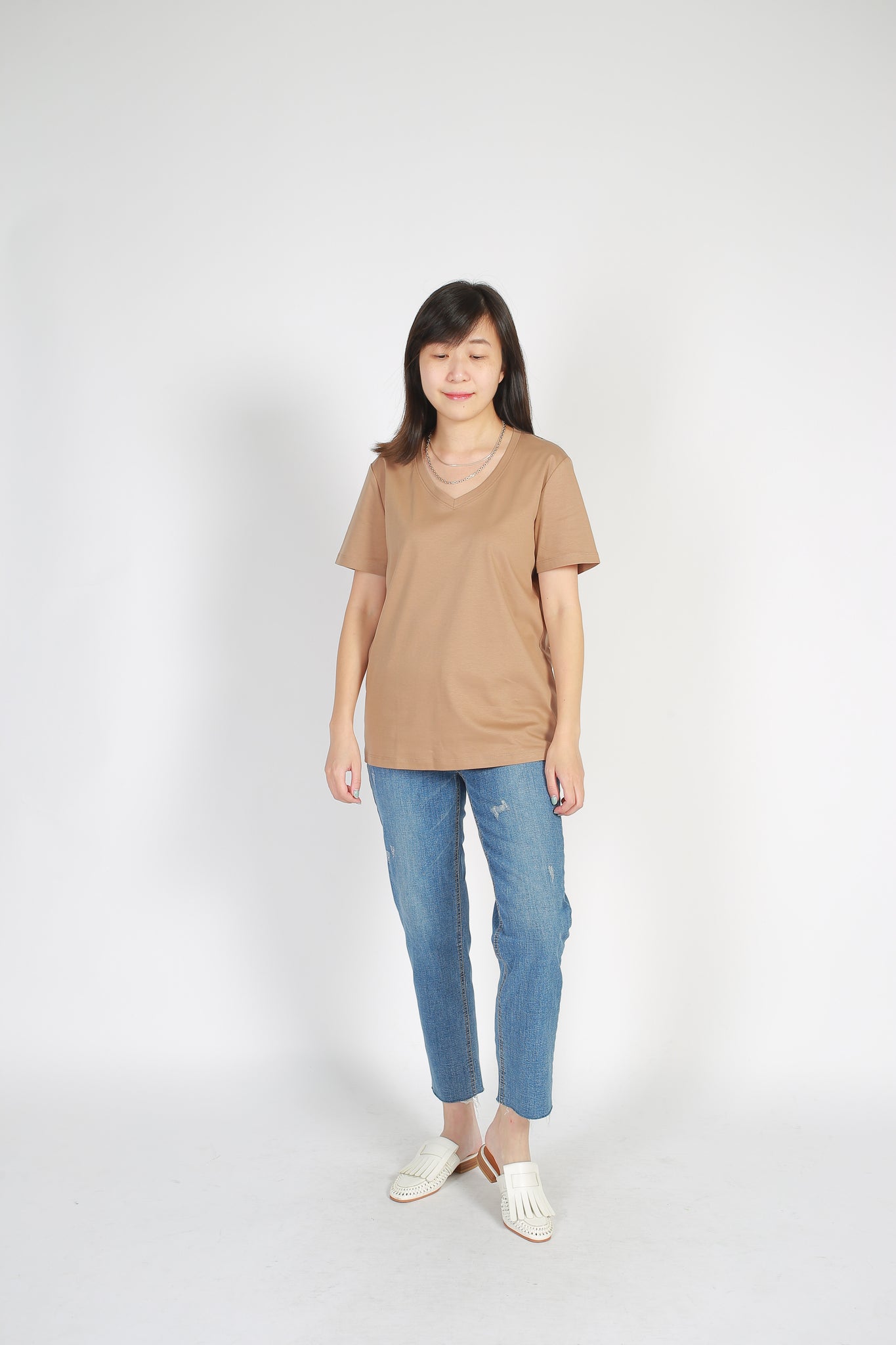 2022 Must Buy Silk V Neck Tee