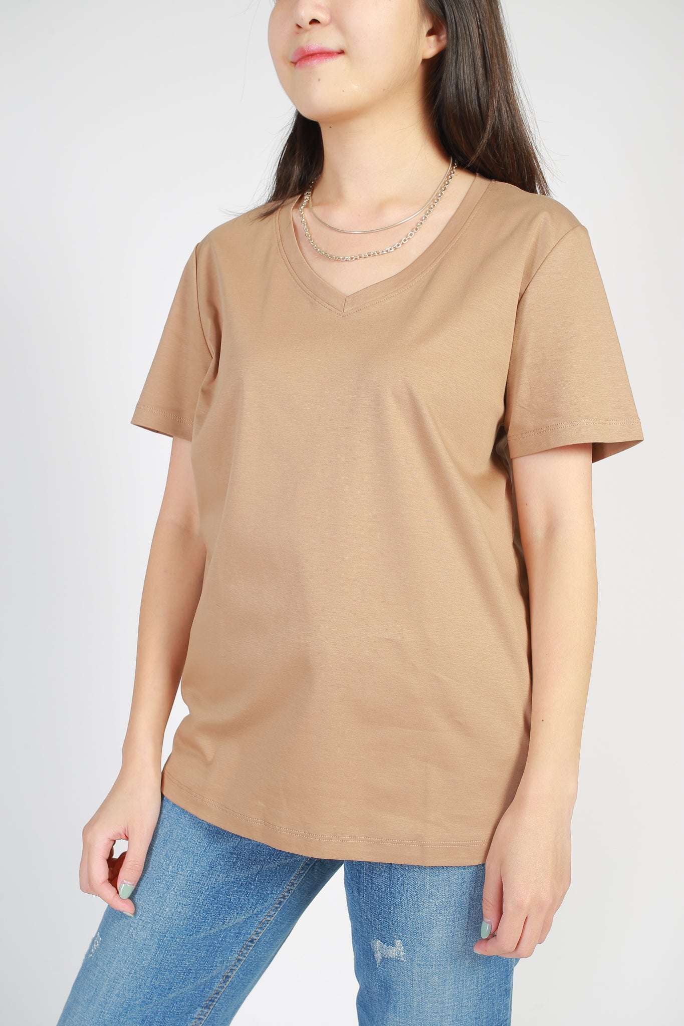 2022 Must Buy Silk V Neck Tee