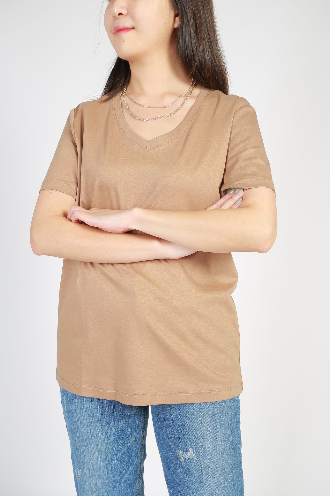 2022 Must Buy Silk V Neck Tee