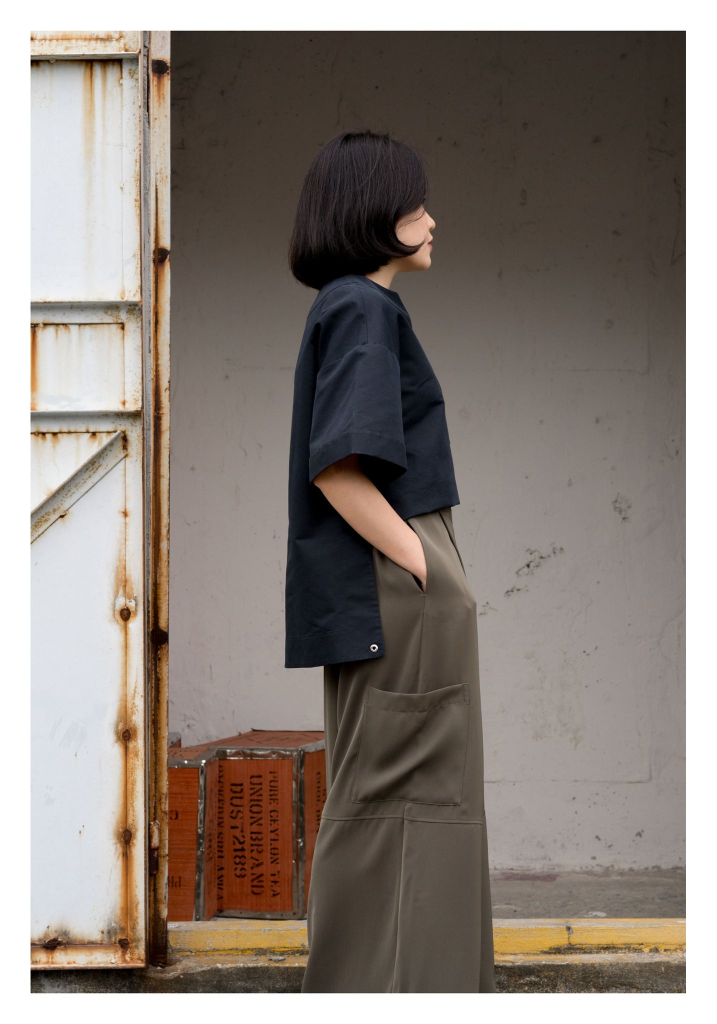 Open Collar Step Blouse Navy - whoami