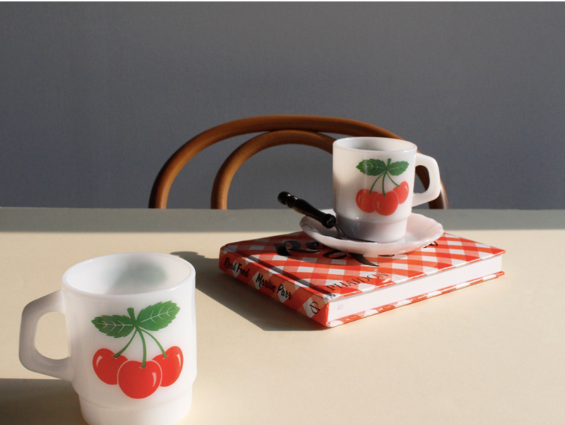 MILK GLASS CUP Cherry - whoami