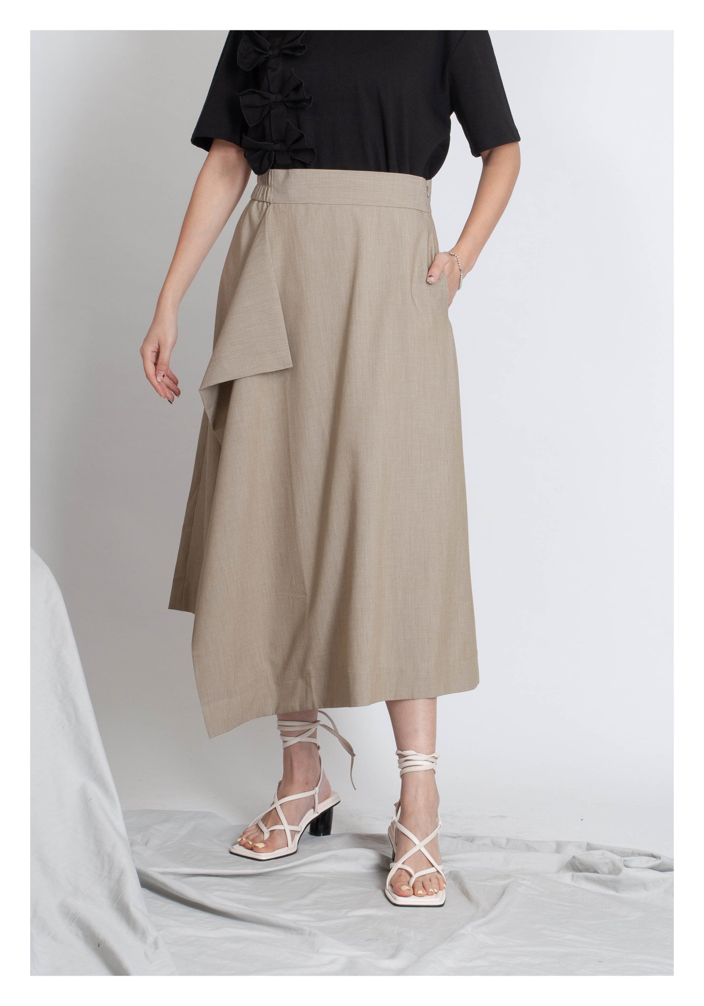 Side Folding Skirt Beige - whoami