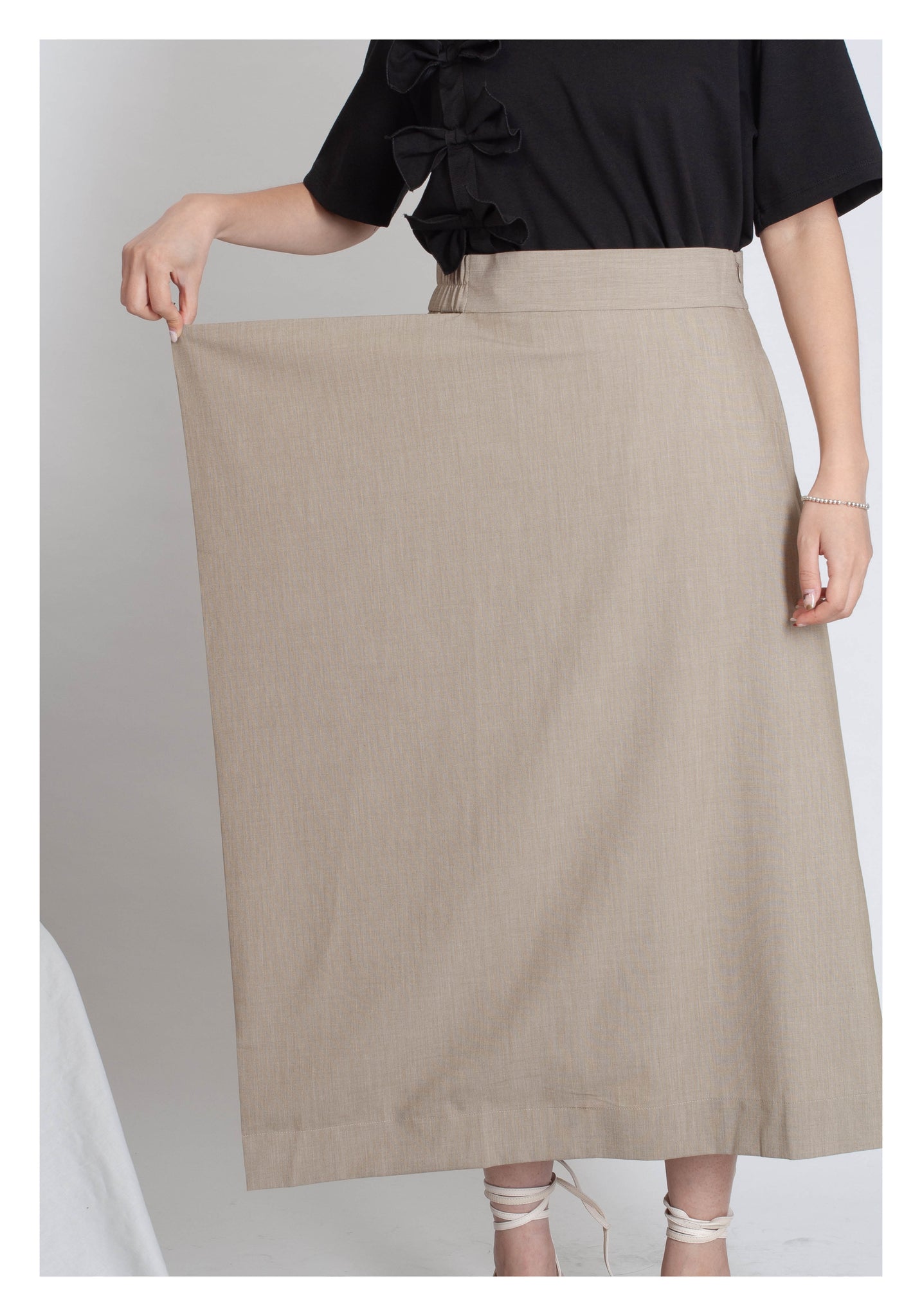 Side Folding Skirt Beige - whoami