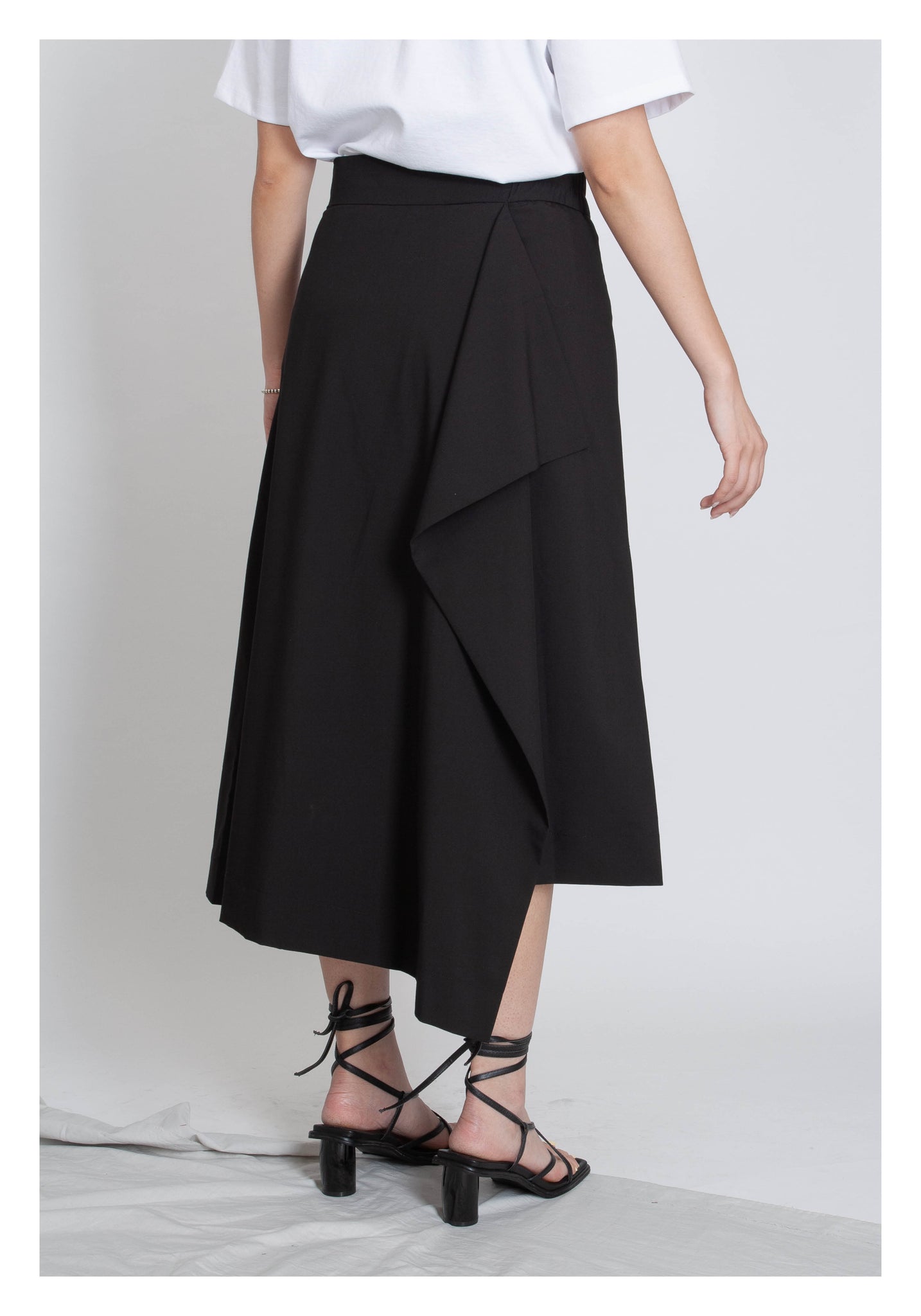 Side Folding Skirt Black - whoami