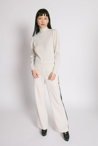 Side Turtleneck Sweater Ivory - whoami