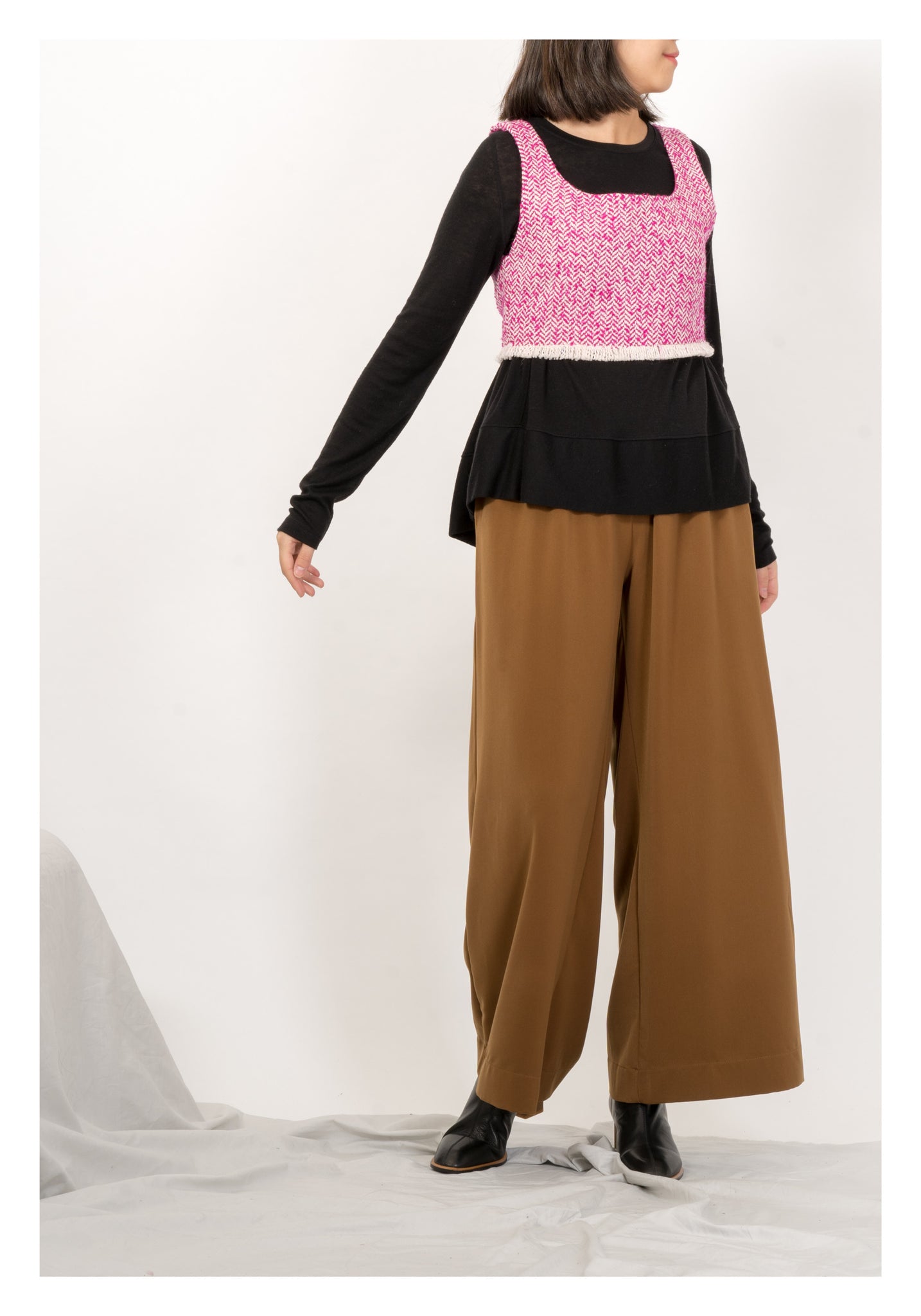 Tweed Cropped Vest Pink - whoami