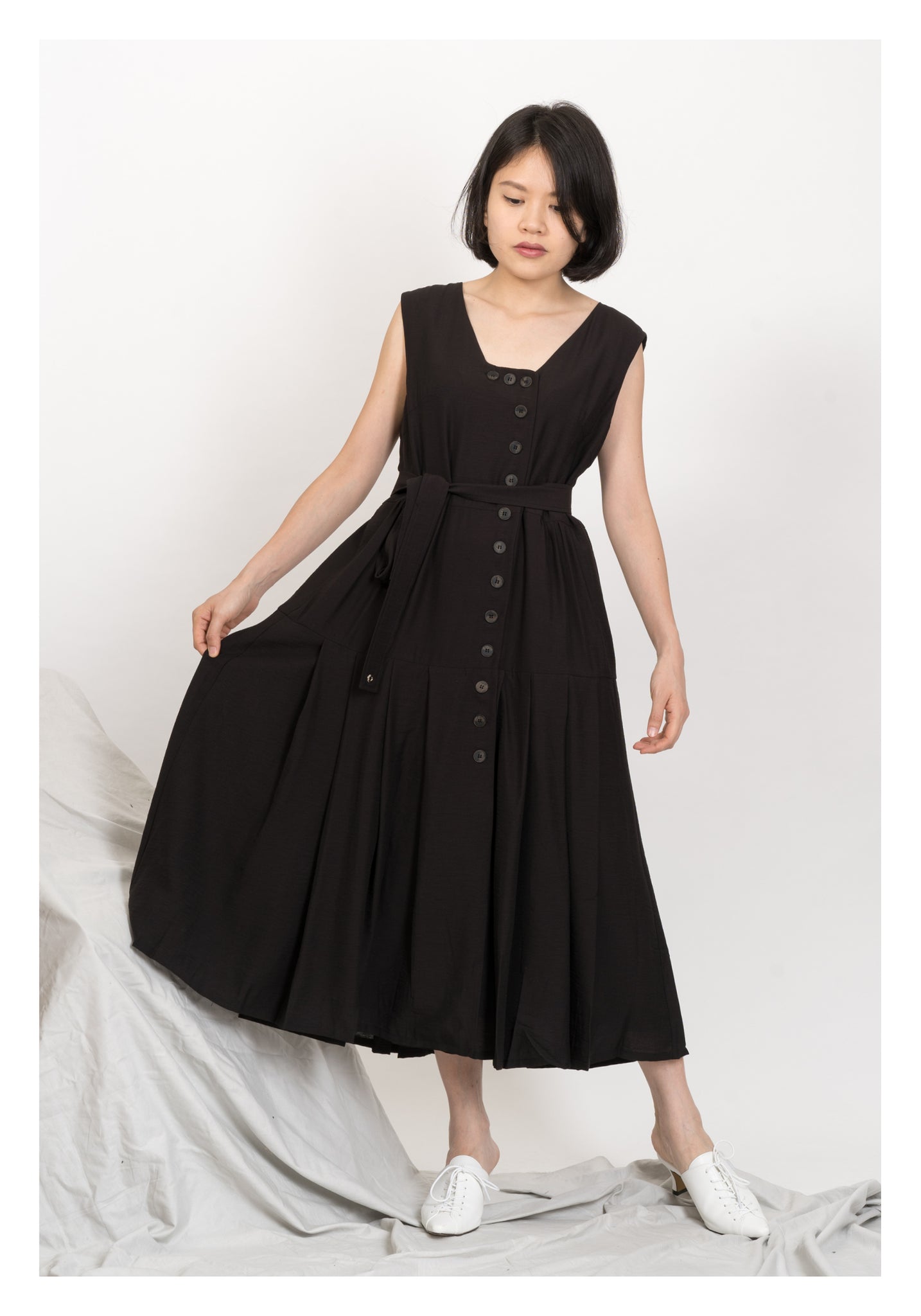 Two Ways Square Neck Button Dress Black - whoami