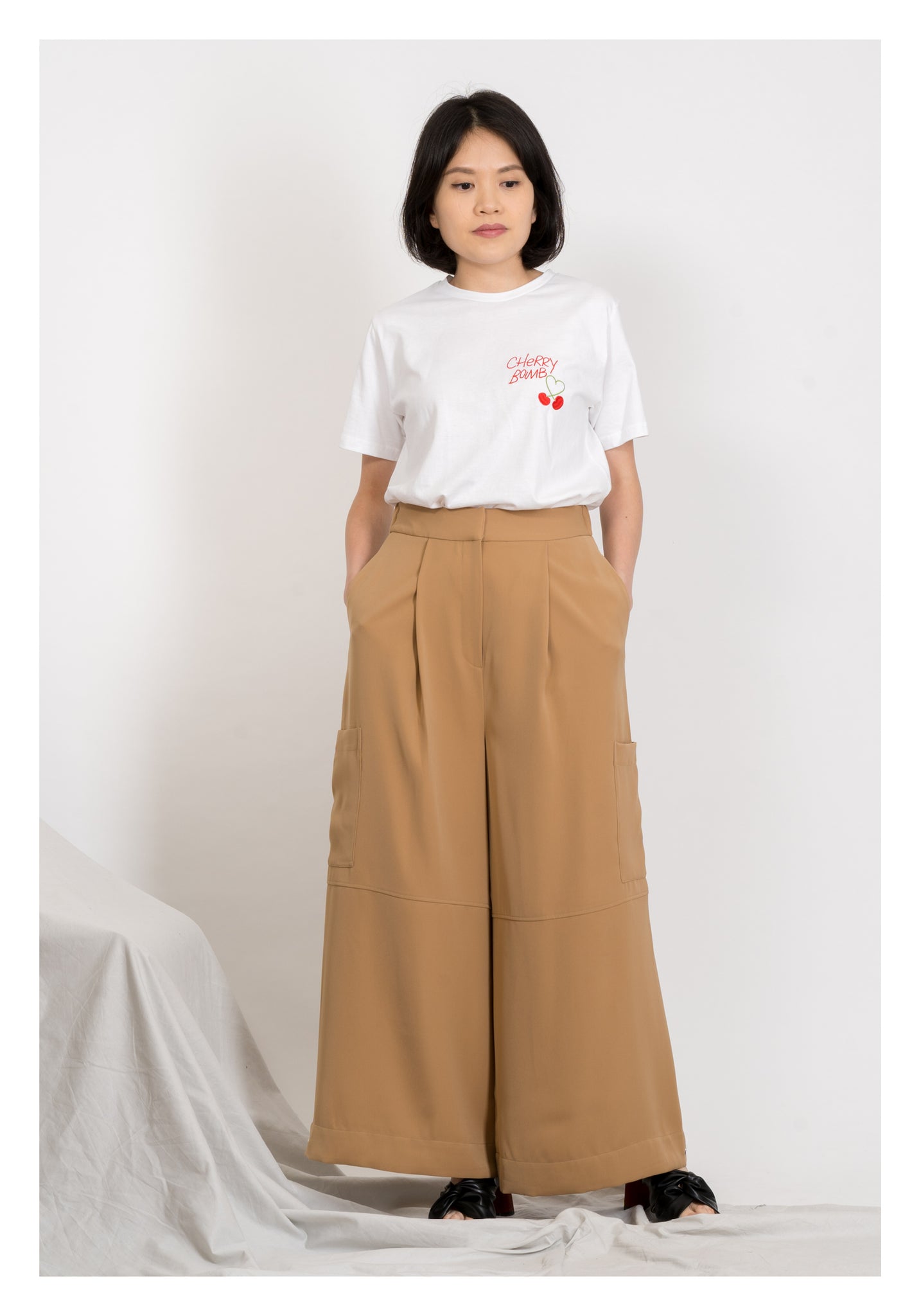 Drape Wide Leg Pants Beige - whoami