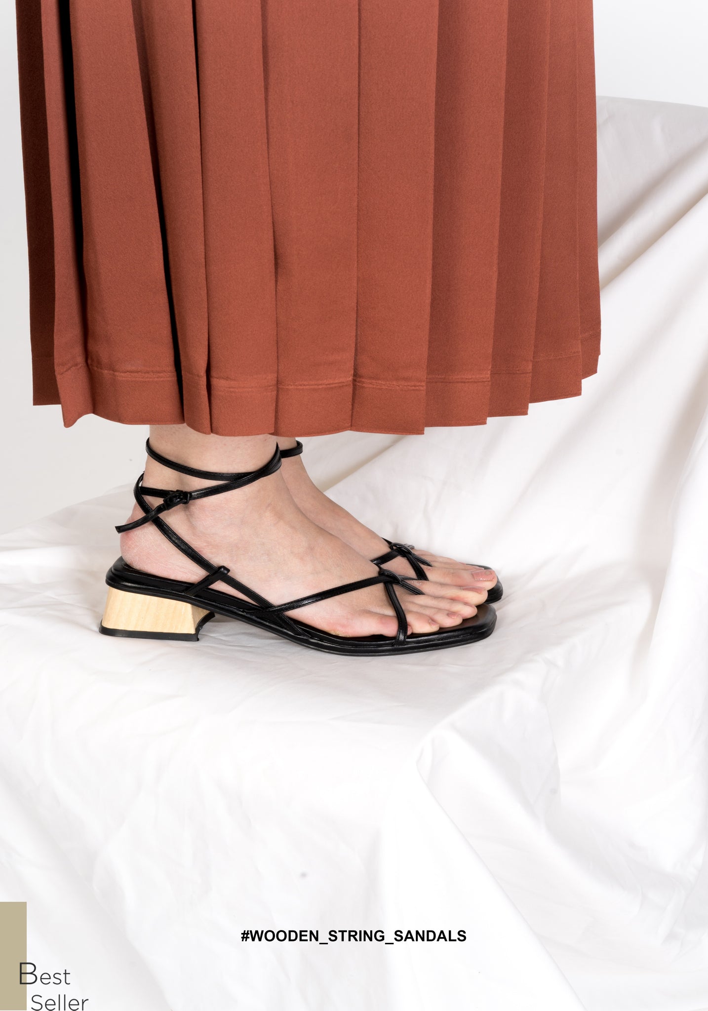 Wooden String Sandals Black - whoami