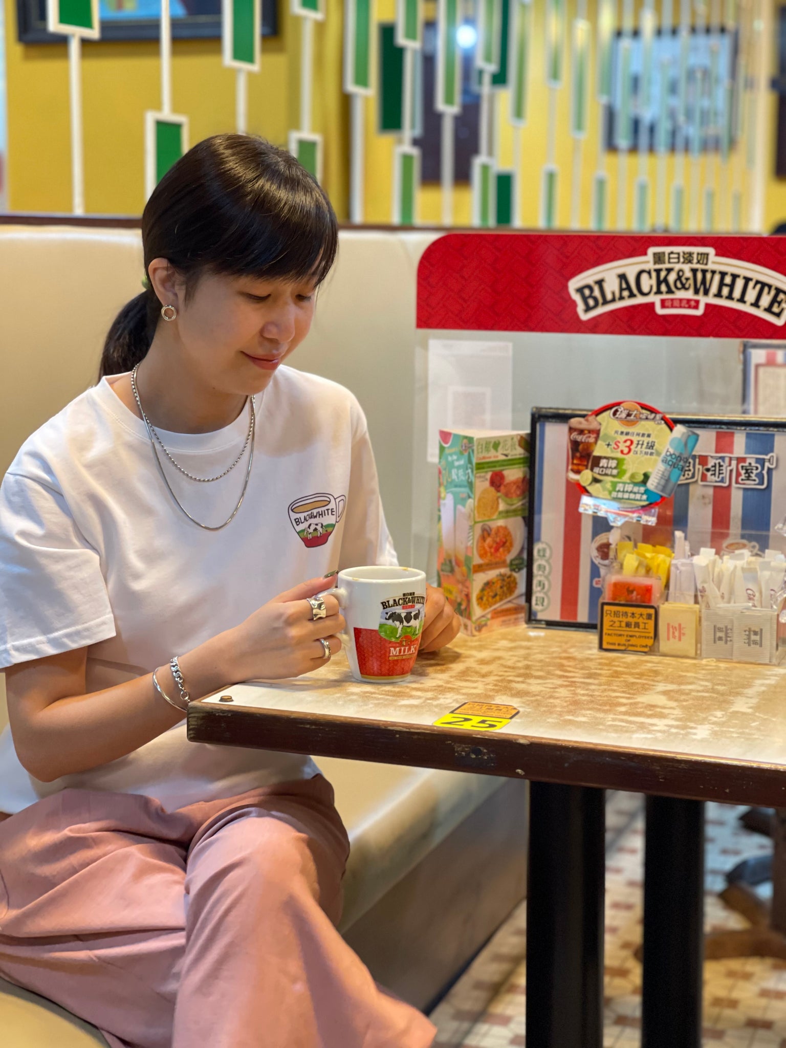 1537 Tee Cha Chaan Teng