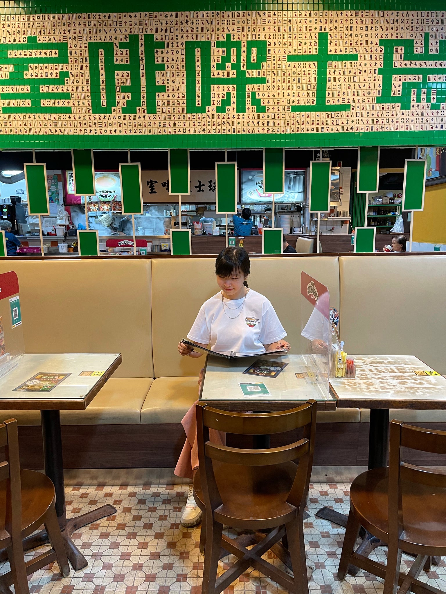 1537 Tee Cha Chaan Teng