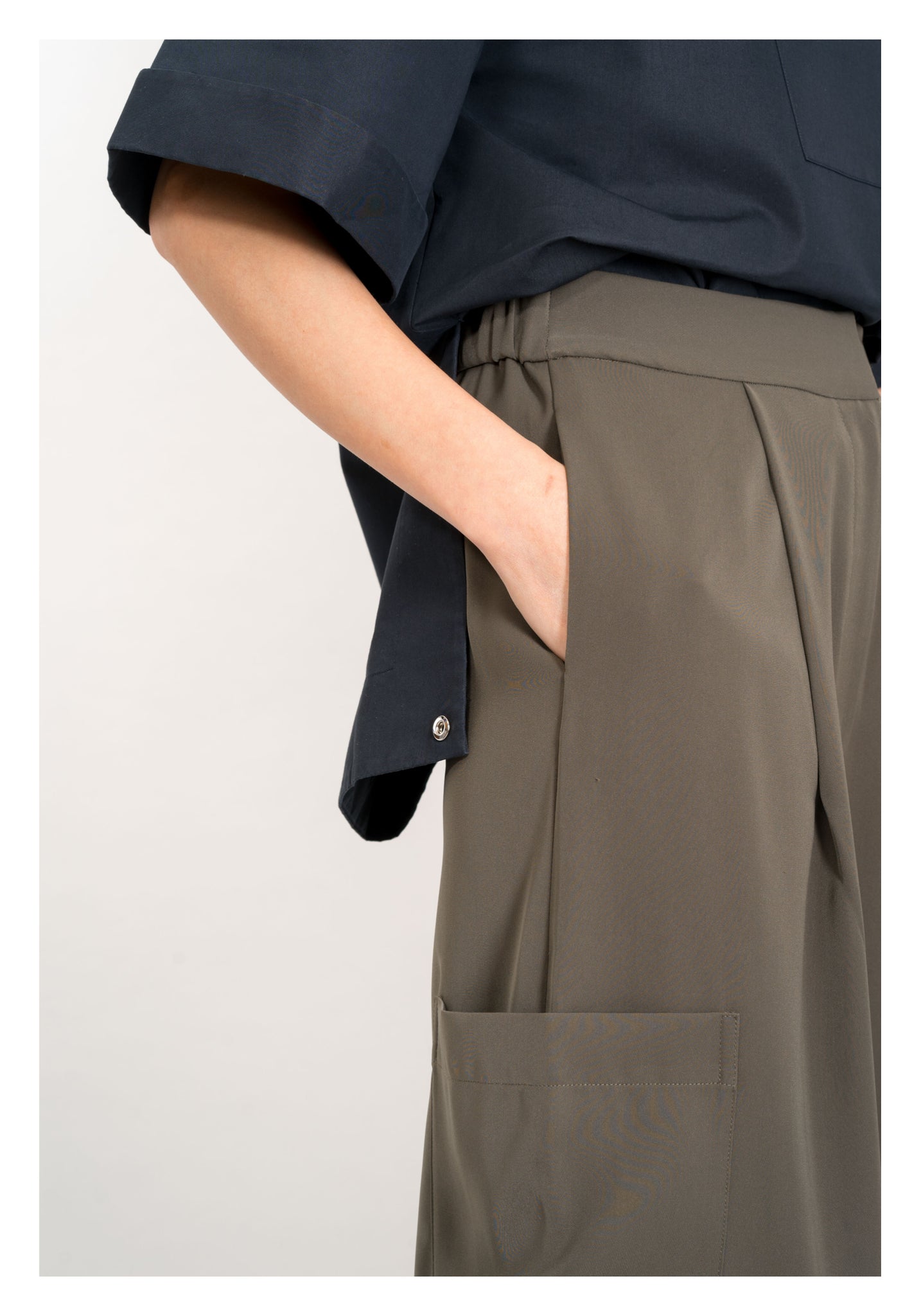 Drape Wide Leg Pants Military Green - whoami