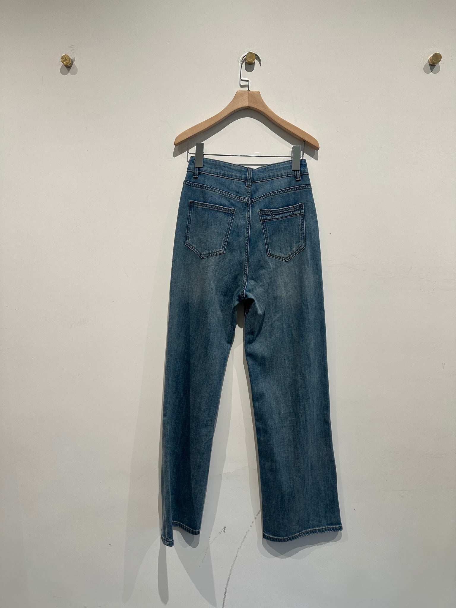 Summer Super Thin Straight Cut Jeans (9-11Jul 超抵價$398, 之後批發價$468)