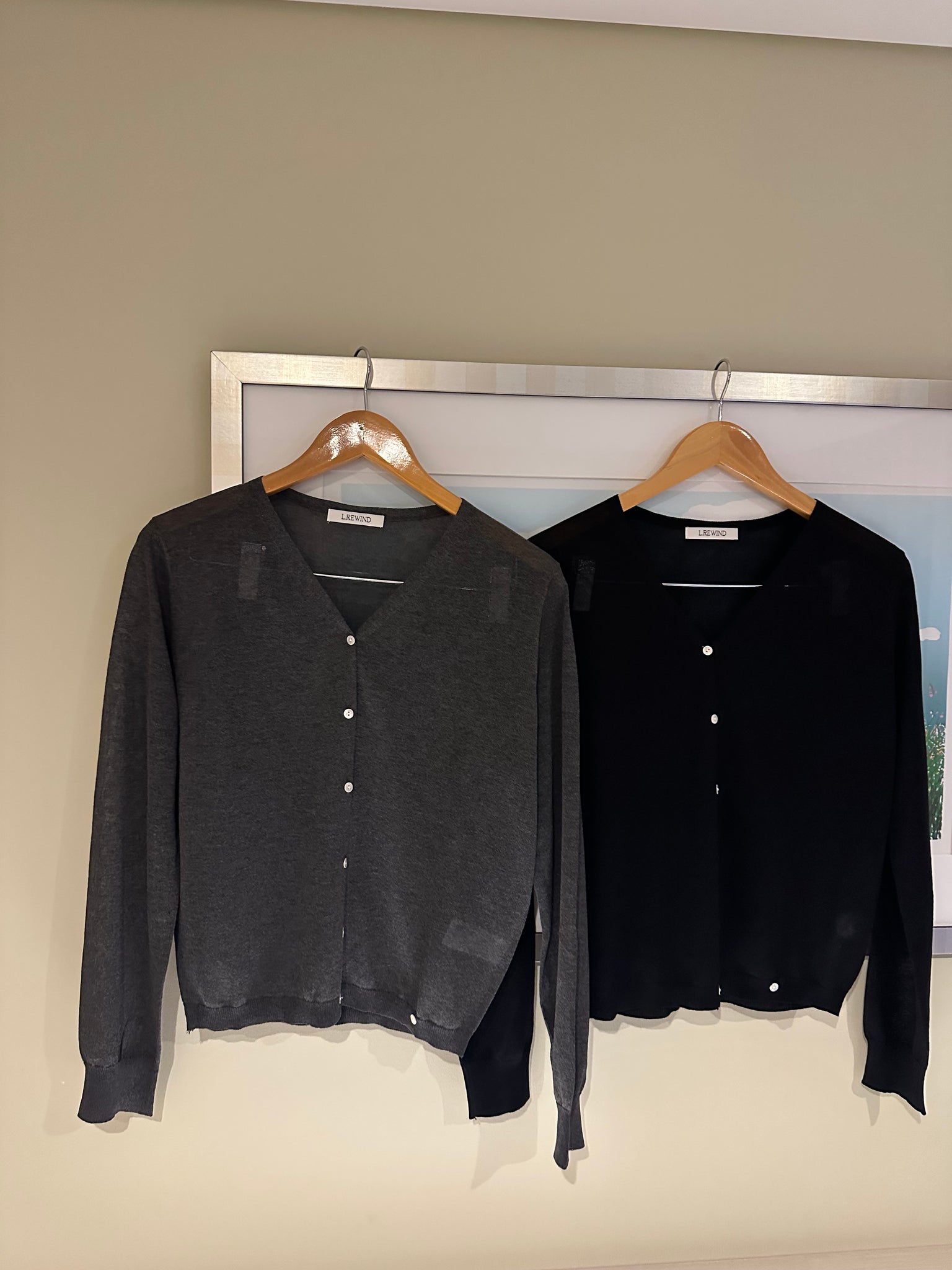 V Neck Slim Cardigan (9-11Sep超抵價$298, 之後批發價$328)