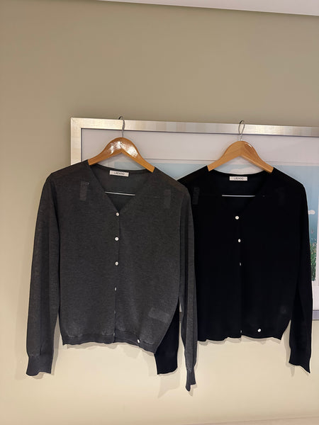 V Neck Slim Cardigan (9-11Sep超抵價$298, 之後批發價$328)
