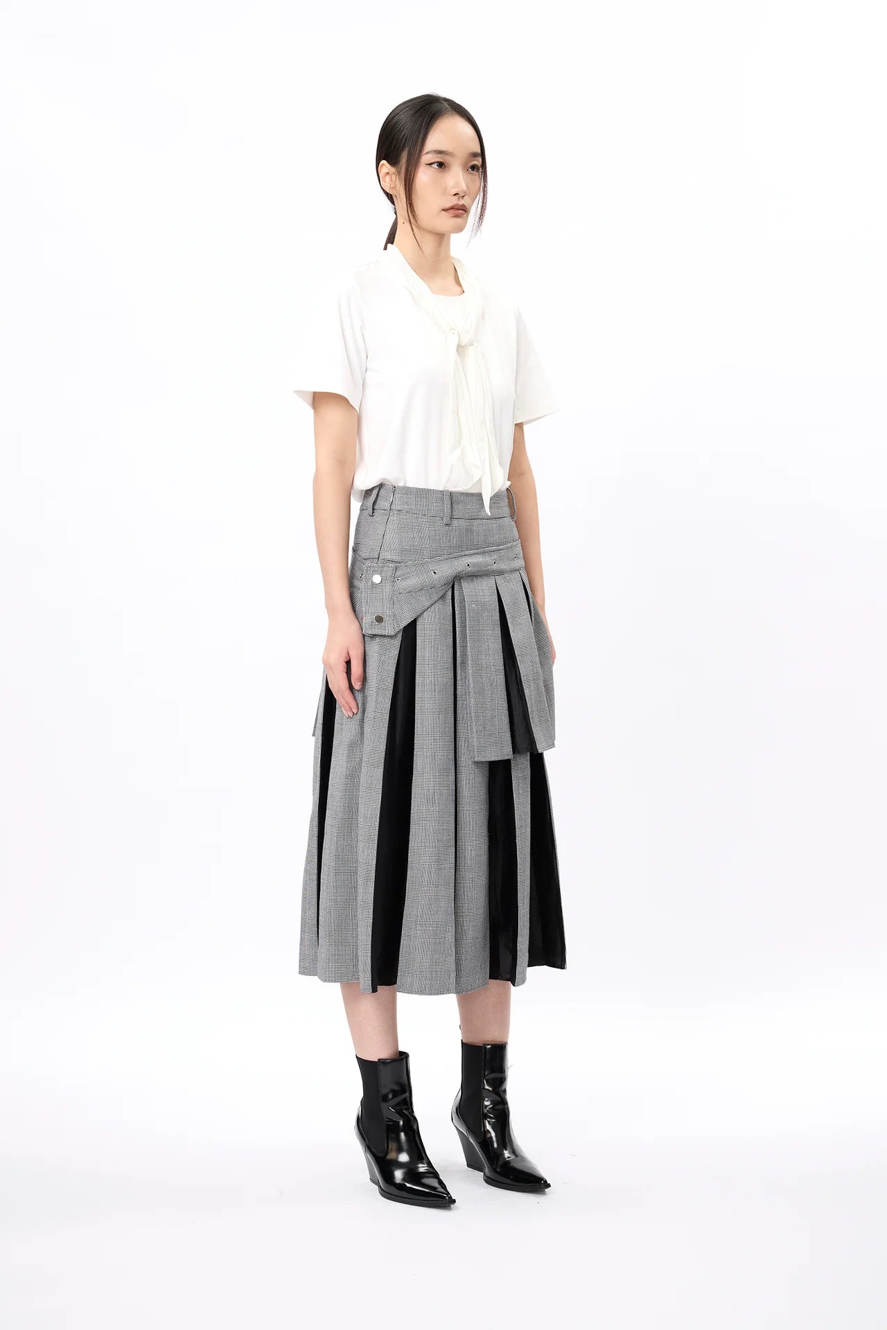 Scarf or Bow Tee (White)