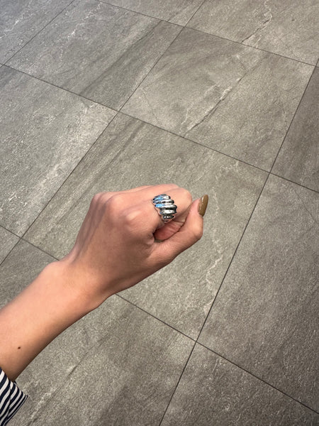 R6 (2-4Mar $398, 之後批發價$428）