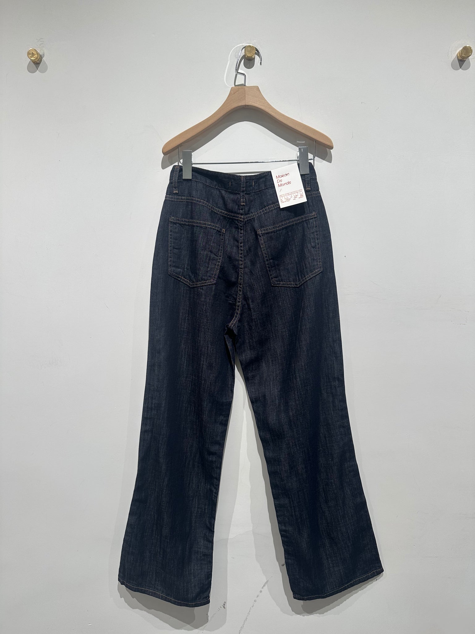Unwashed Thin Jeans (31Jul-2Aug 超抵價$368, 之後批發價$398)