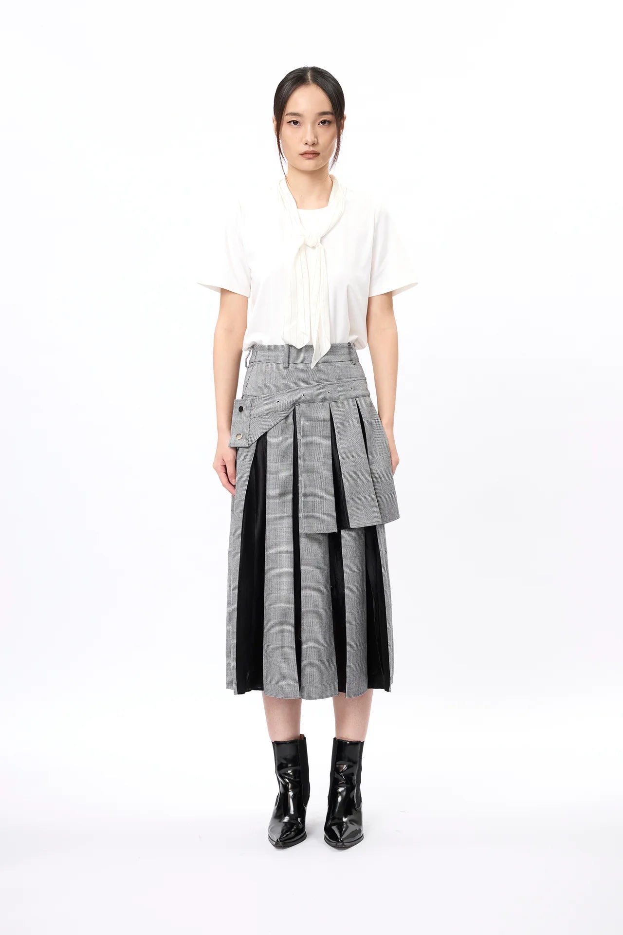 Scarf or Bow Tee (White)