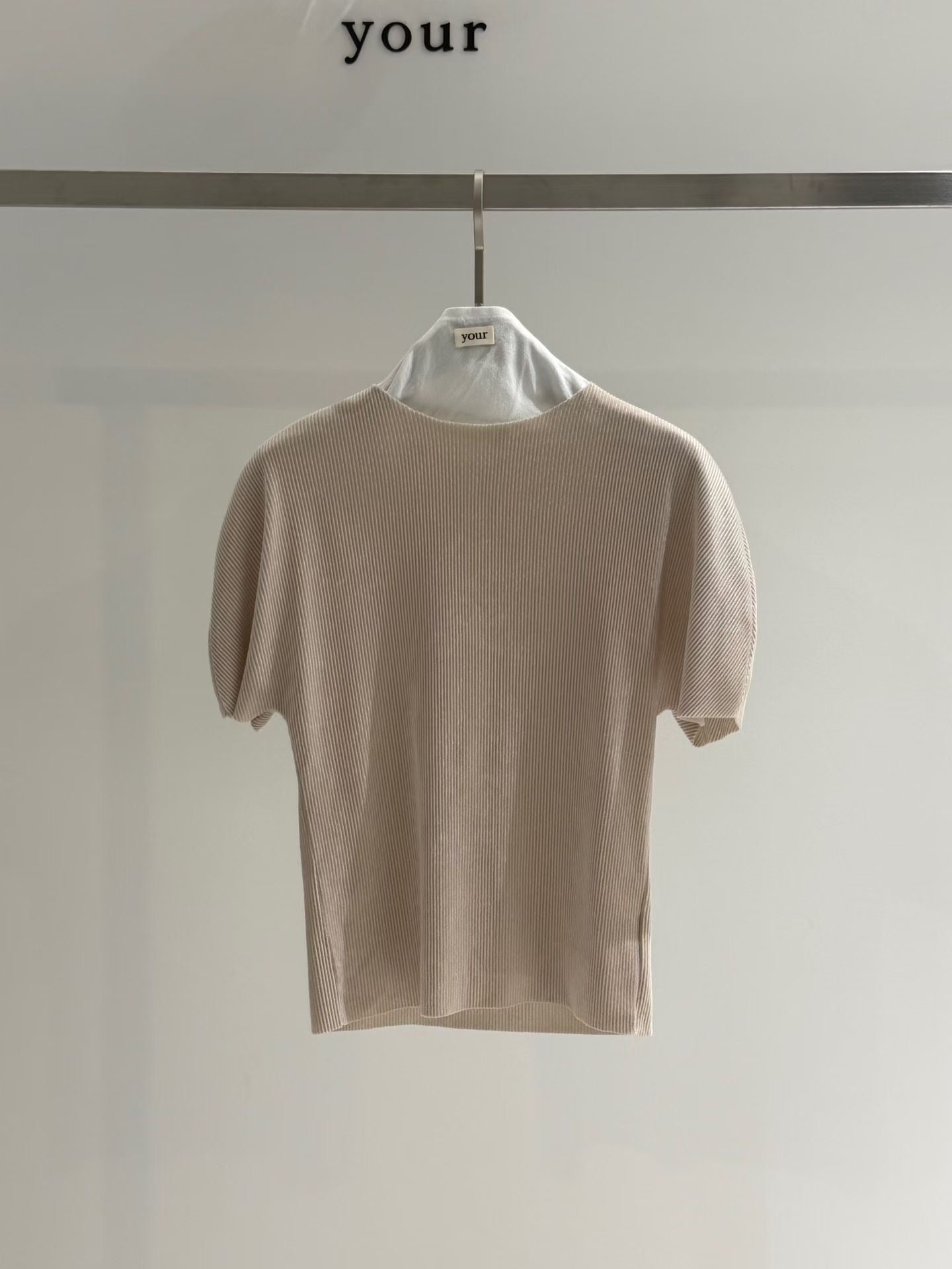 Velvet Ribbed Top (10-12Sep超抵價$268, 之後批發價$298)