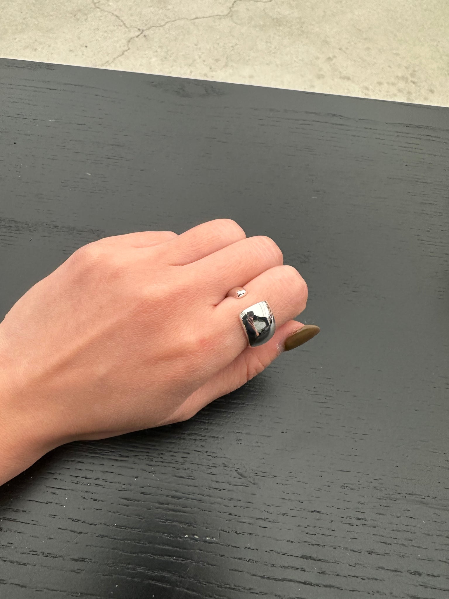 R5 (25-27Nov $298, 之後批發價$328）