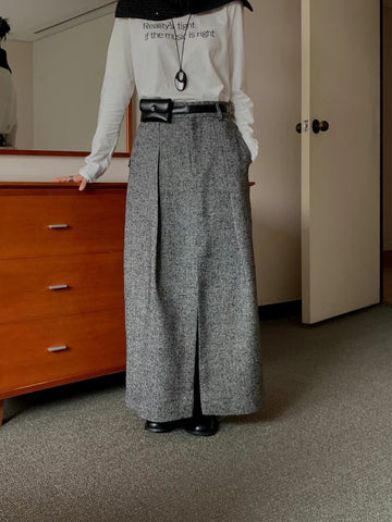 Fron Slit Silhouette Skirt