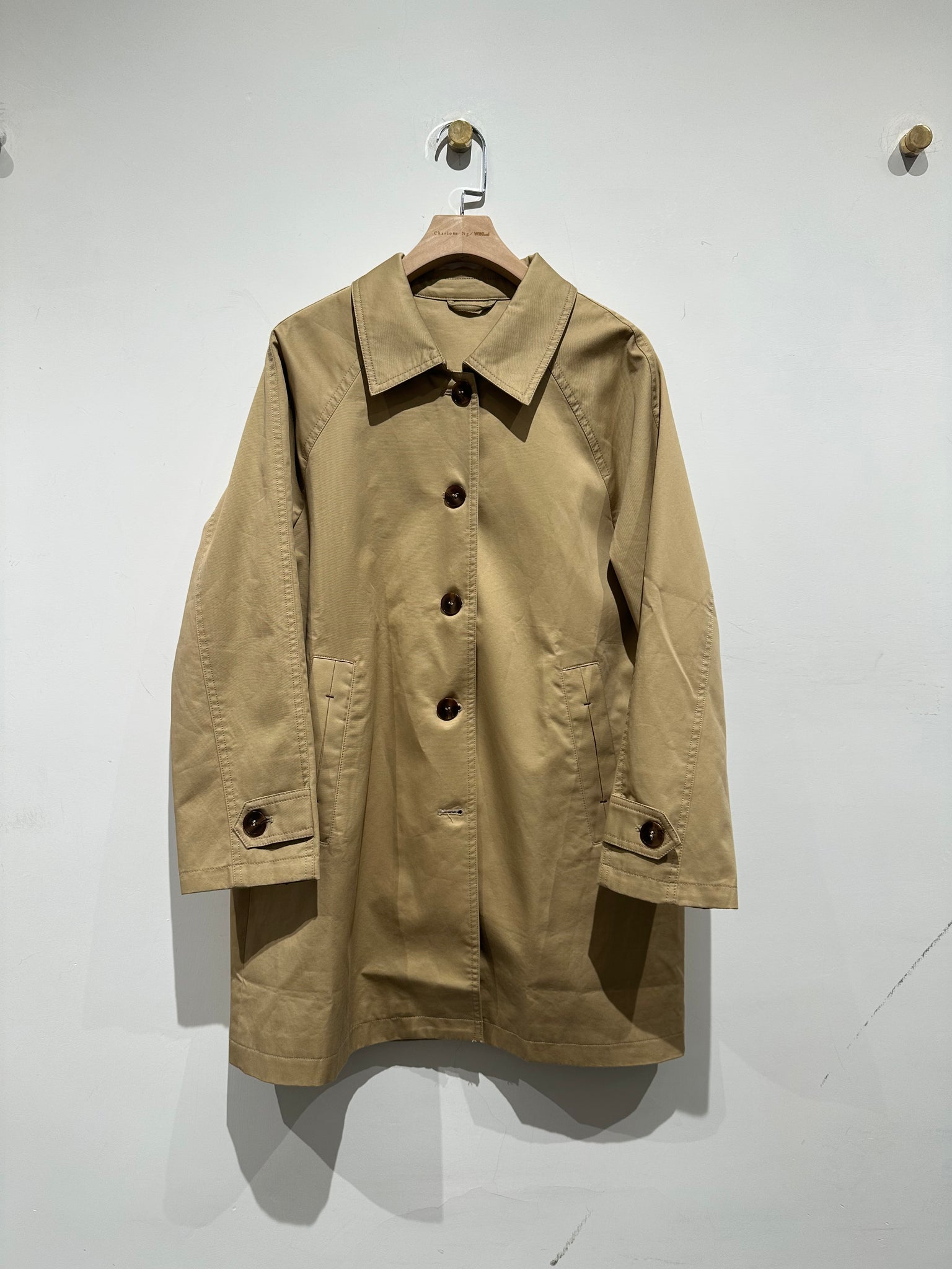 Classic Back Stitches Trench Coat (限時至抵價$398到今晚23:59, 之後超抵價$468)