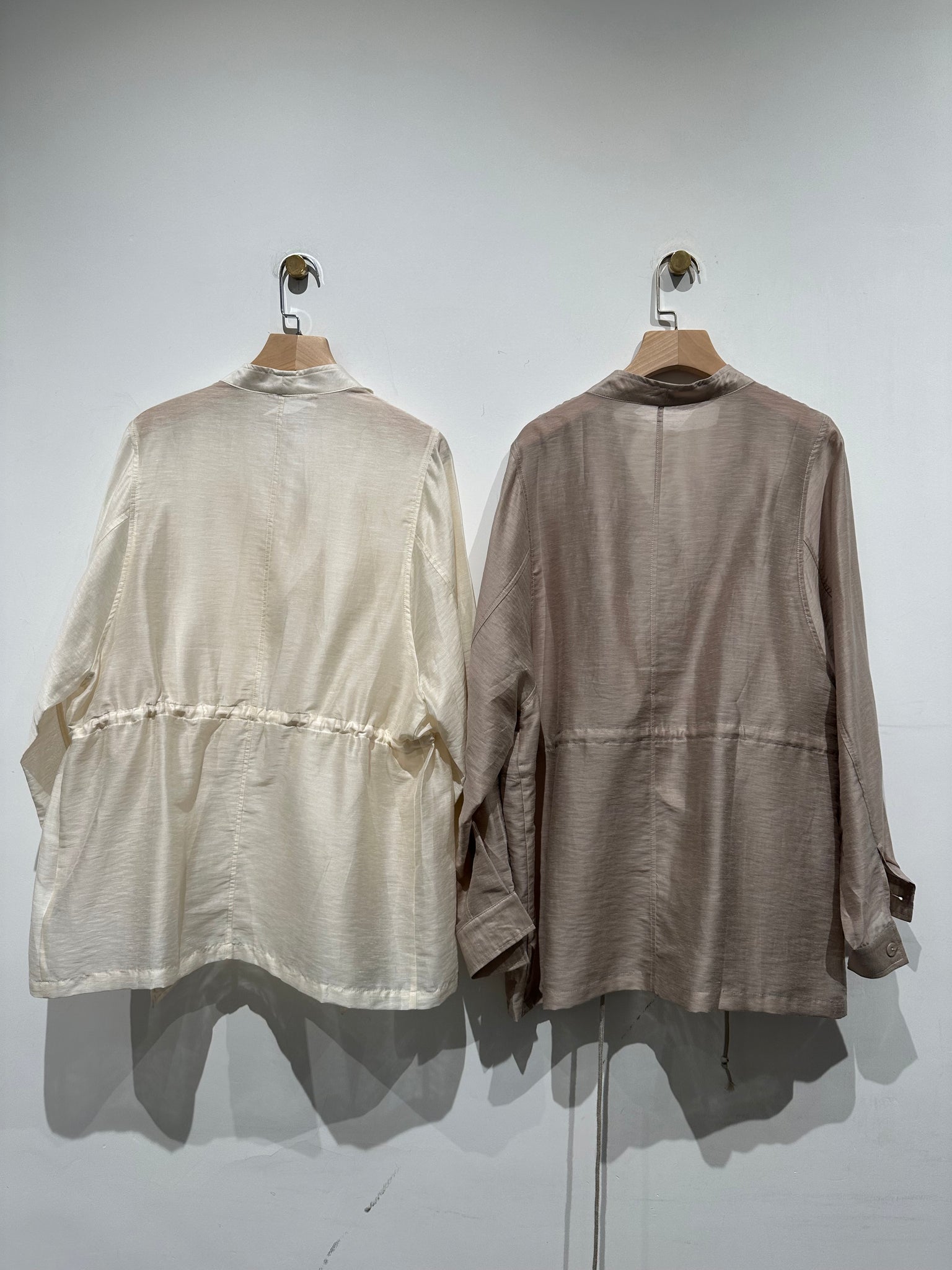 Sheer Drawstring Jacket (2-4Sep 超抵價$468, 之後批發價$498)