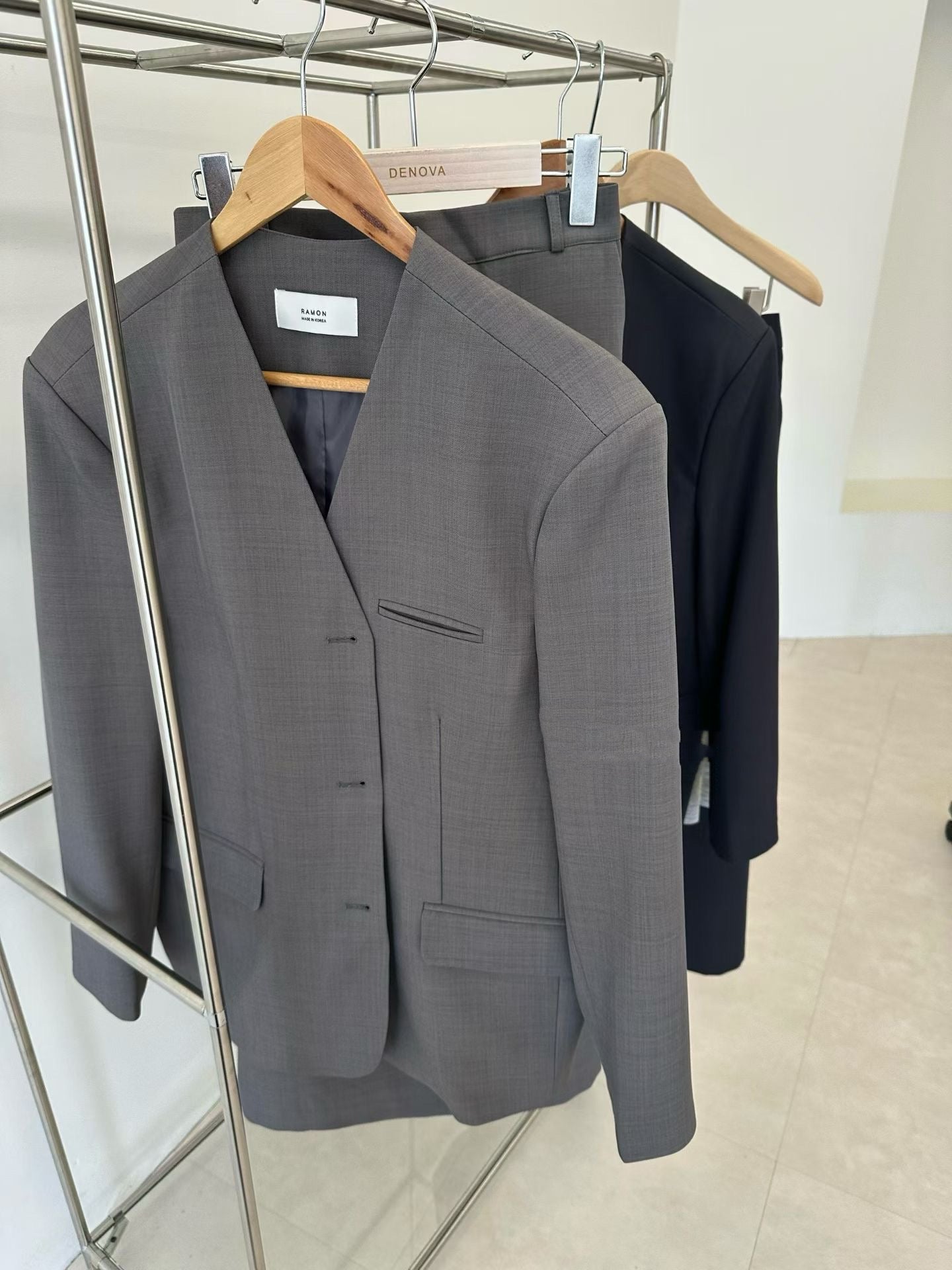 Cool Collarless Blazer