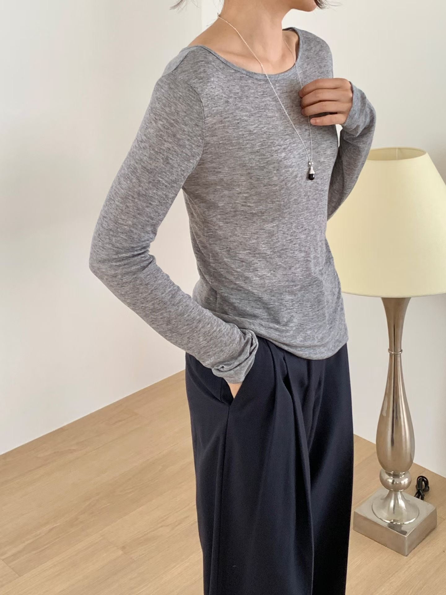 Nice Collar Thin Long Sleeve Tee (加購$188)