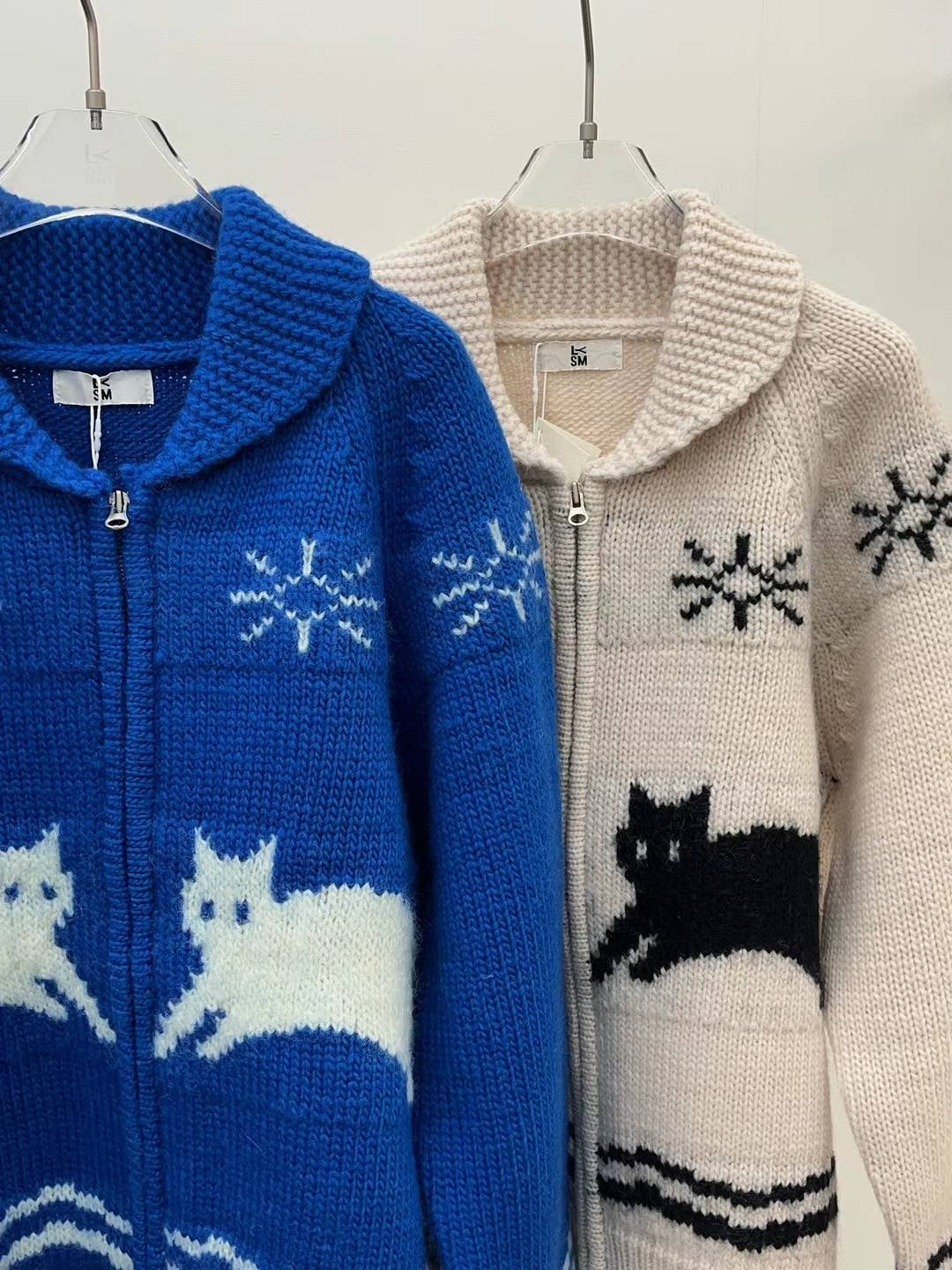 Super Cute Cat Pattern Zip Up Knit Jacket