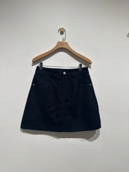 Embossed Mini Skirt (5-8Nov $298, 之後批發價$368）