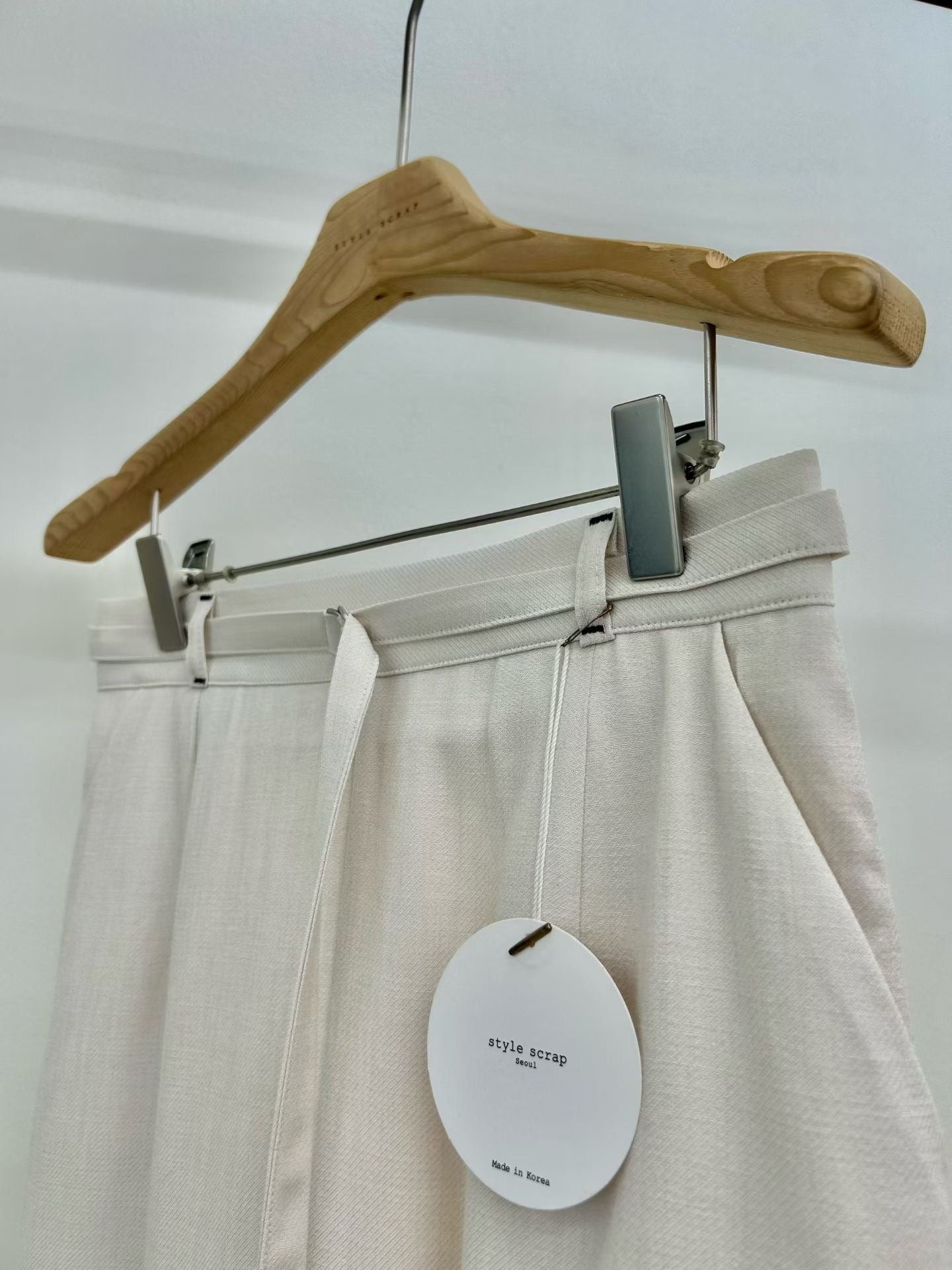 Quality Stitch Skirt (18-20Jun 超抵價$368, 之後批發價$398)