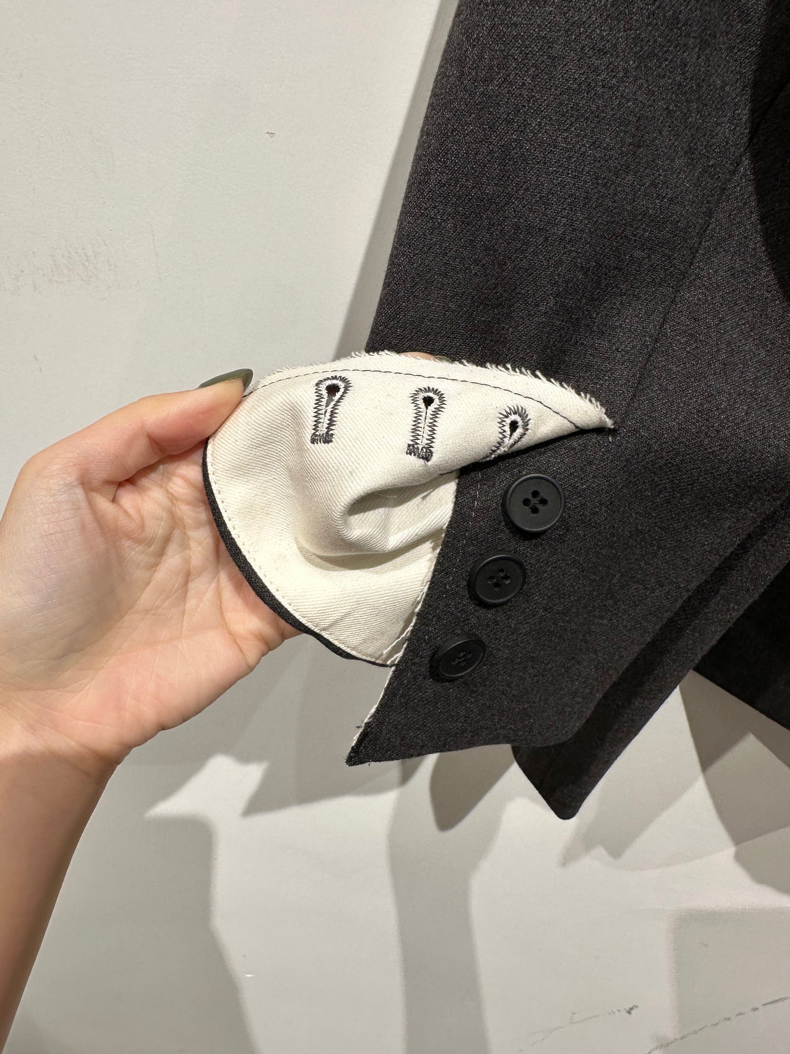3 Stitches Blazer  (16-17Oct超抵價$668, 之後批發價$798)