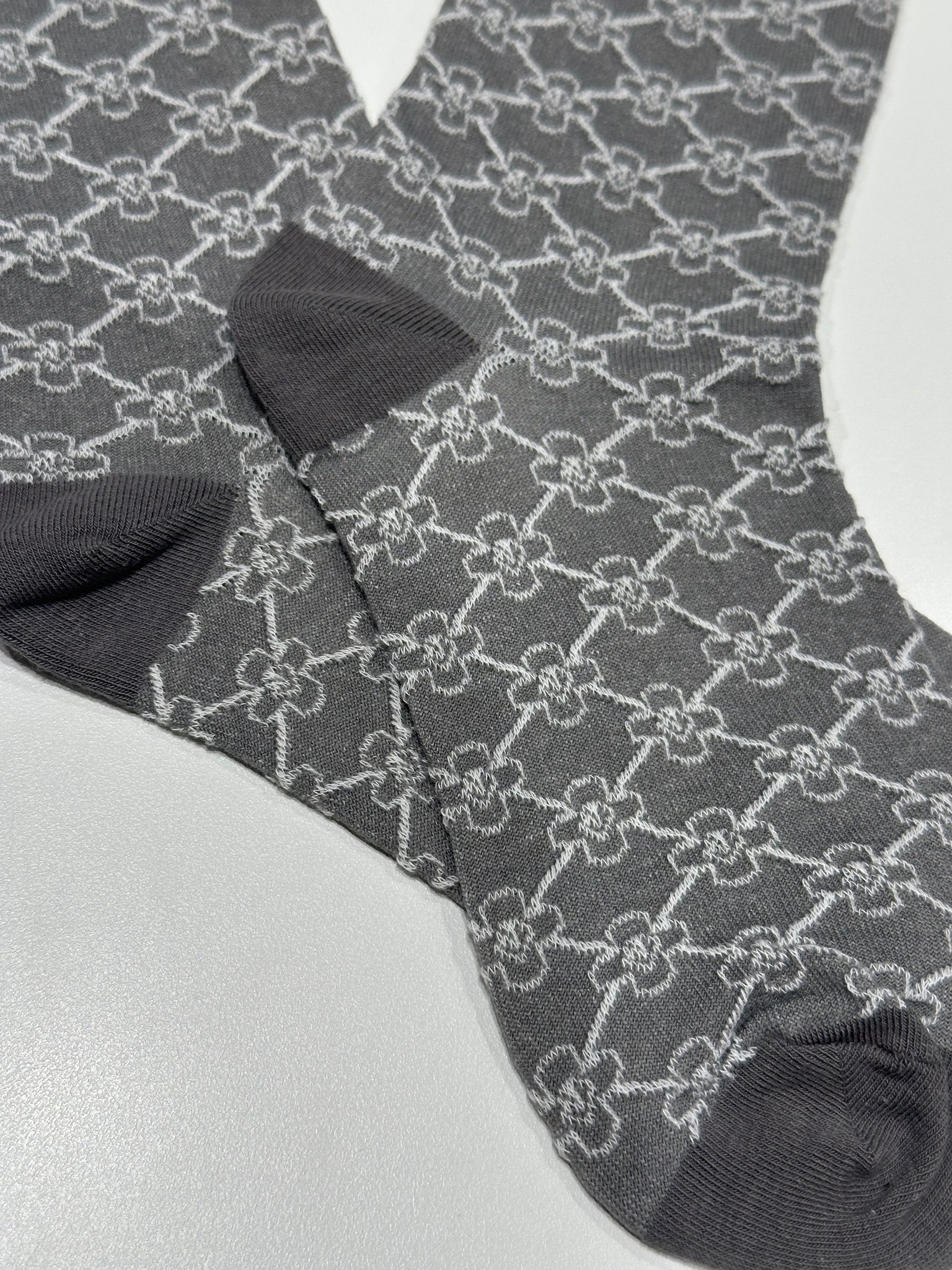 Embossed Rhombus Pattern Socks (14-17Oct超抵價$68, 之後批發價$78)