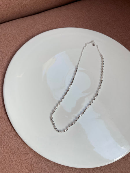 WS2024FEB005 (Big Oval Beads Necklace)(21-23Feb $298, 之後批發價$368）