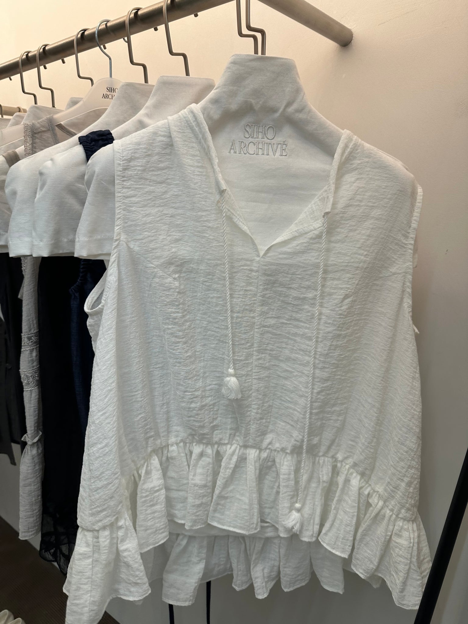 Details Doll Top (18-20Jul 超抵價$428, 之後批發價$468)