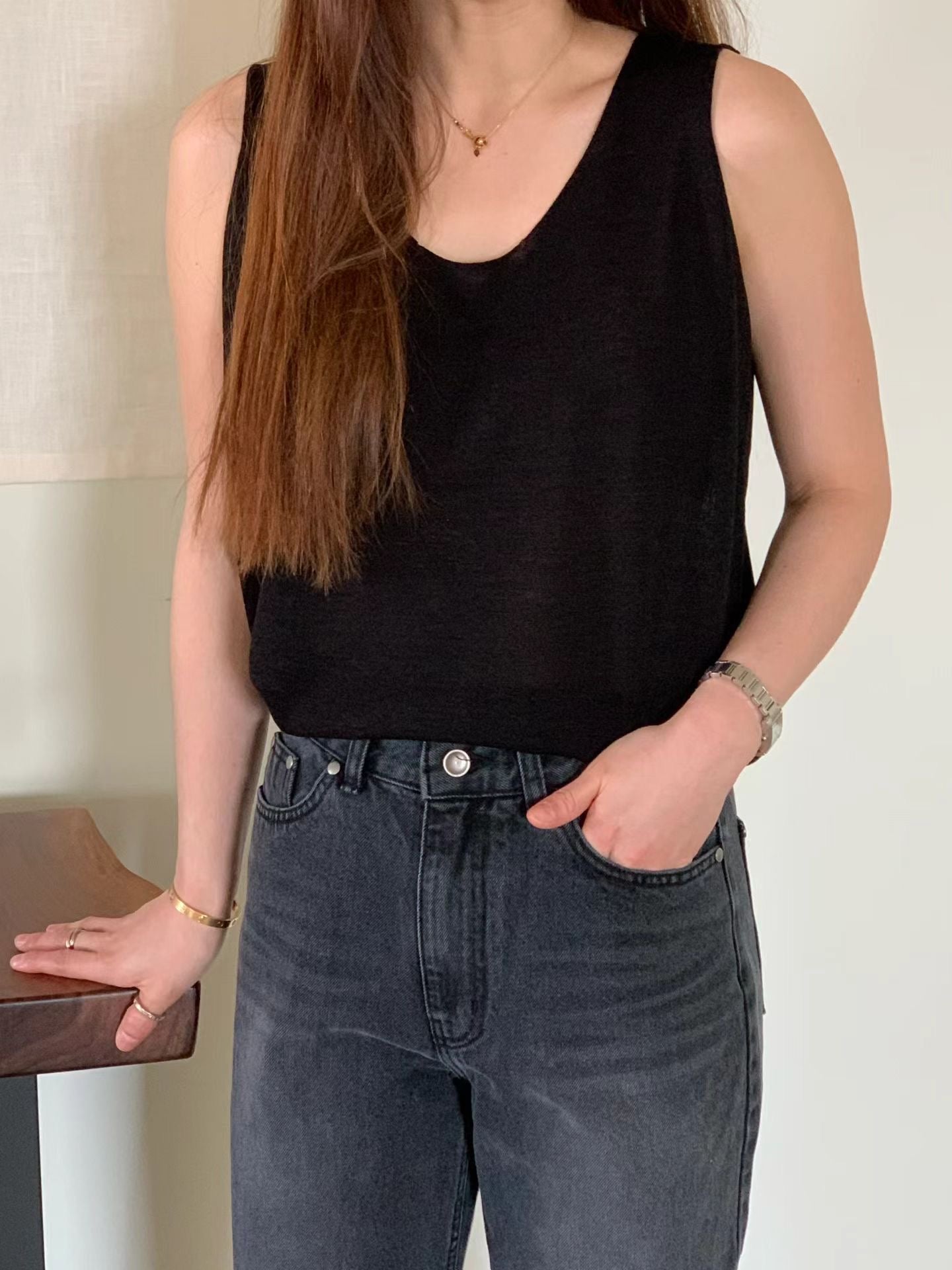 Essential VV Quality Knit Top