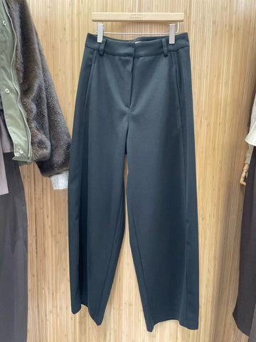 Cocoon Pants (11-13Dec $428, 之後批發價$468）