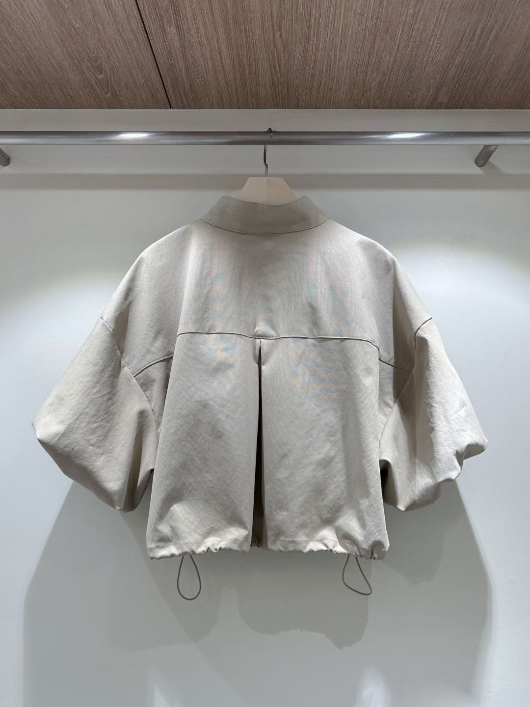 Puff Sleeve Short Jacket (10-12Sep超抵價$398, 之後批發價$468)
