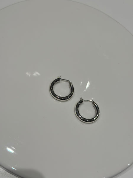 925 Silver All Hoop Earrings  (22-24Jan $498, 之後批發價$598）
