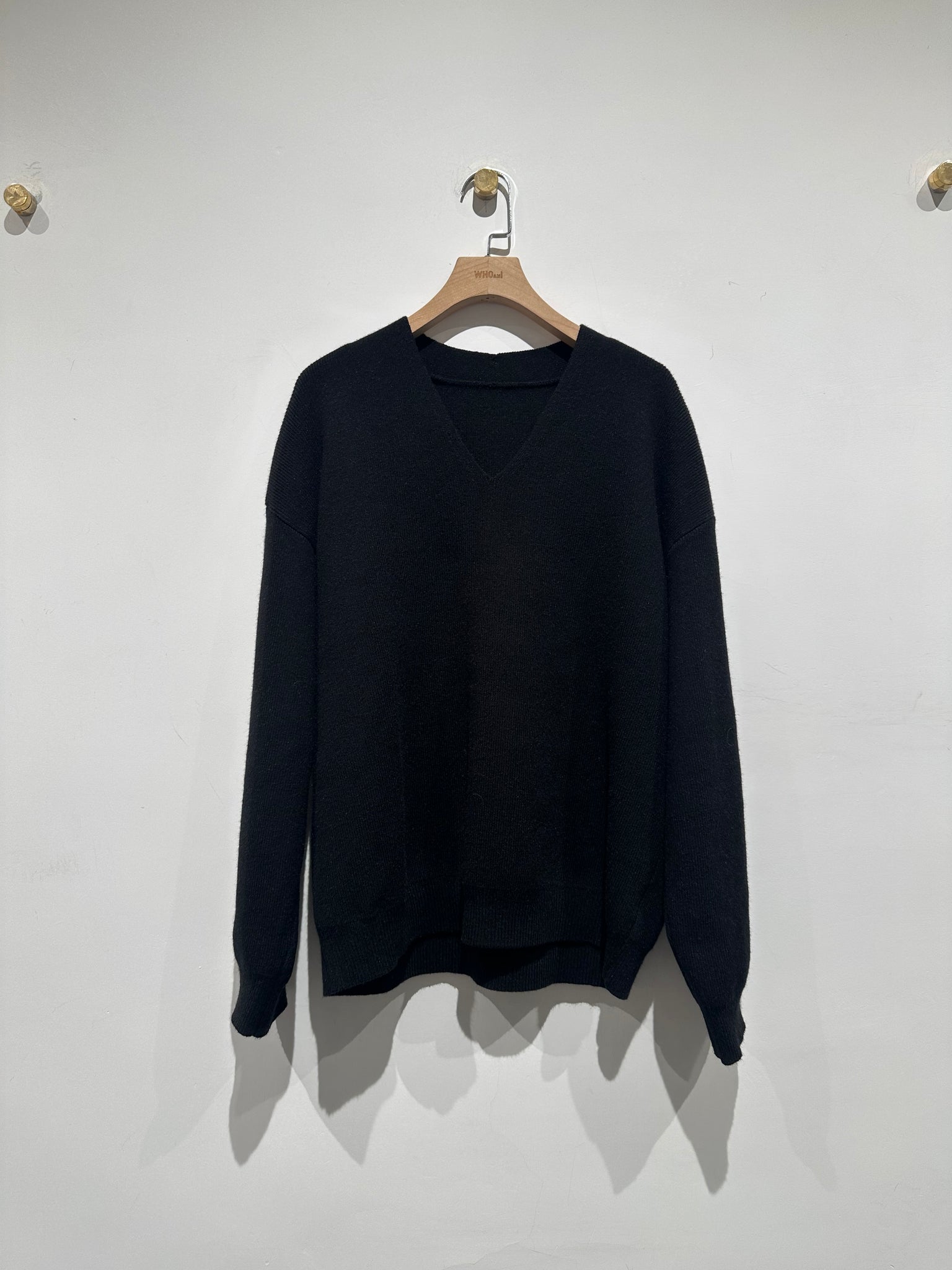 Essential Oversize V Neck Knit Top (15-18Jan $368, 之後批發價$468）