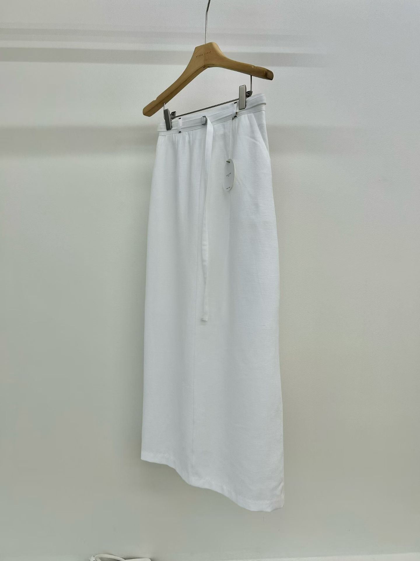 Quality Stitch Skirt (18-20Jun 超抵價$368, 之後批發價$398)