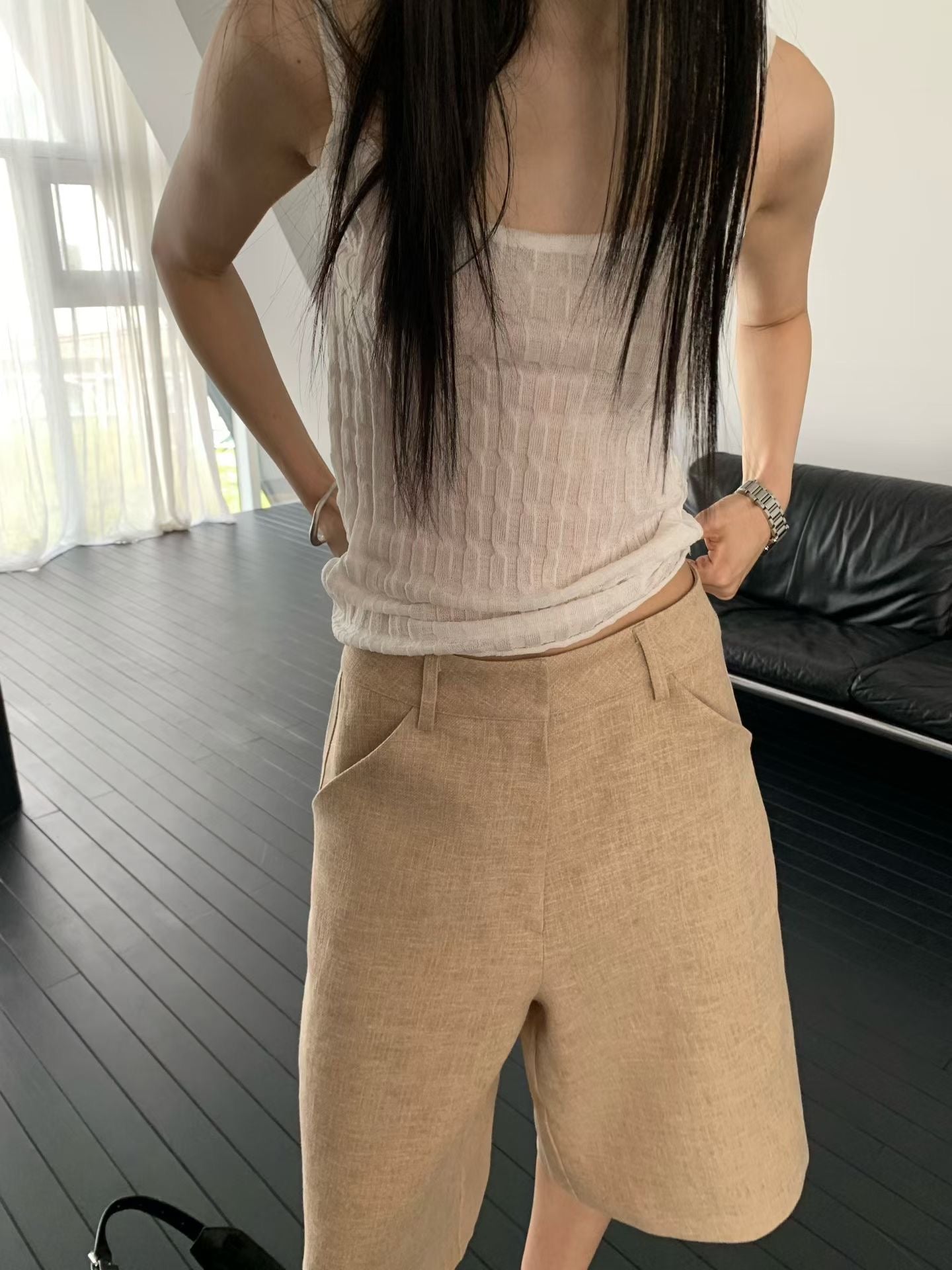 Nice Cutting Bermuda Shorts (5-6Jun 超抵價$468, 之後批發價$498)