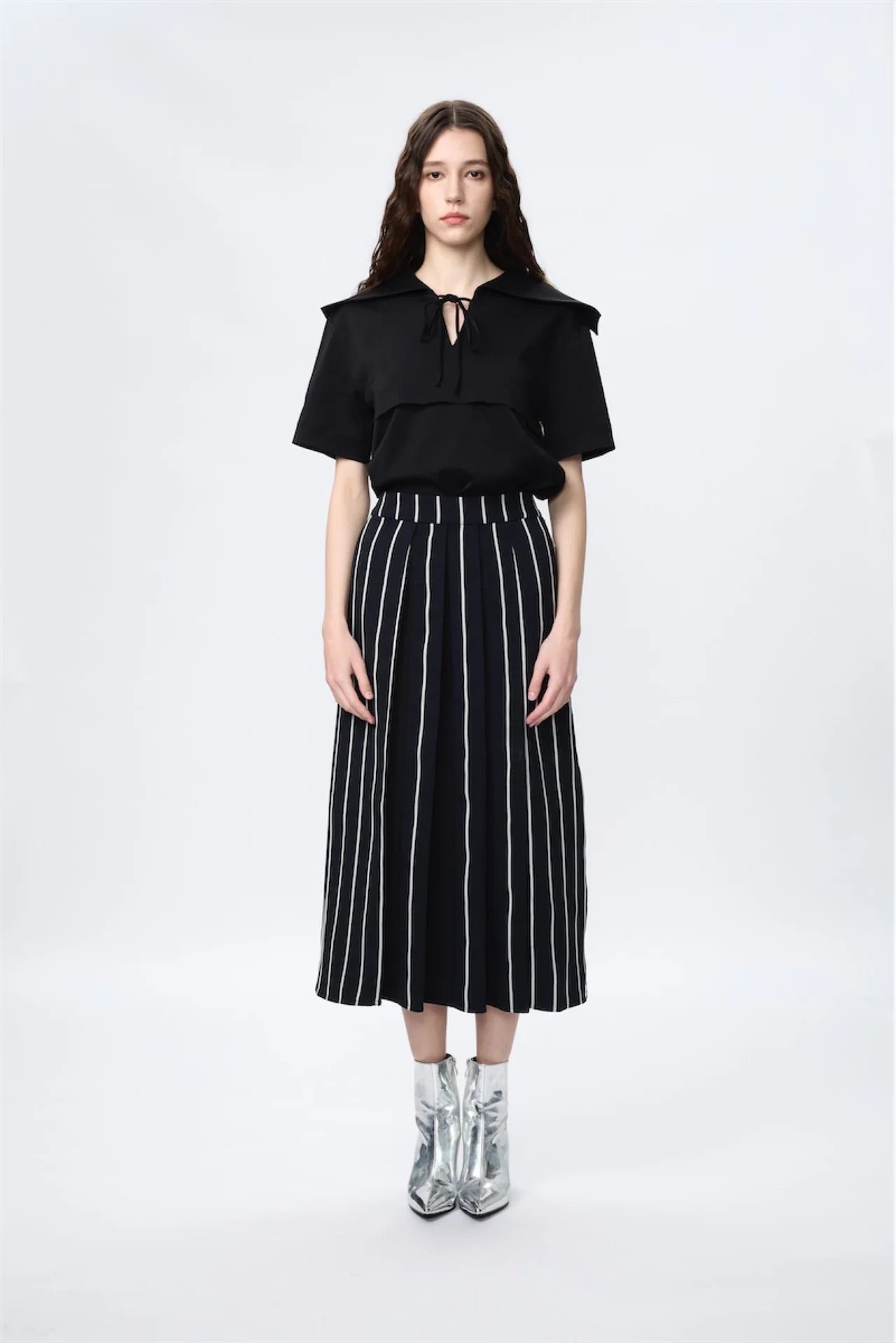 Eyelet Slits Block-Pleated Stripe Skirt