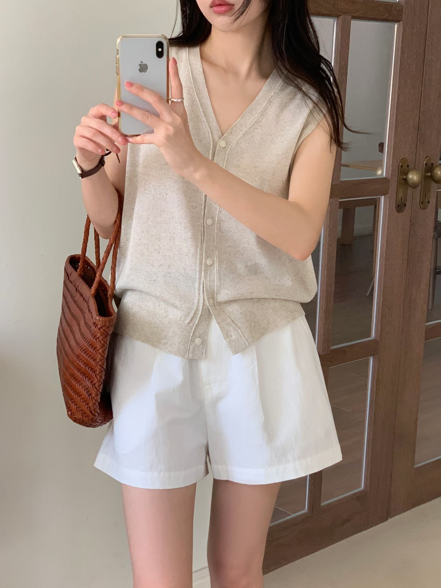 Button Knit Vest (18-20Jun 超抵價$248, 之後批發價$268)